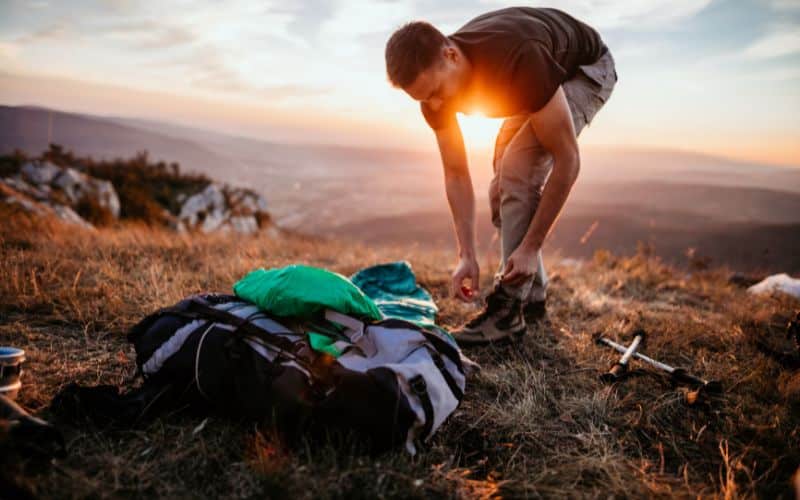 Les Bases de la Survie en Milieu Sauvage
